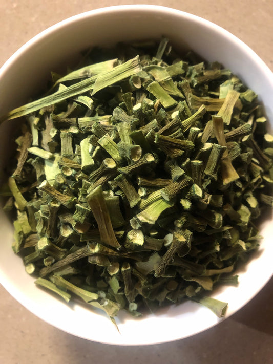 Dehydrated Scapes Flakes - 100 grams